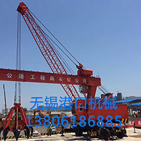 DLQ型電動(dòng)輪胎式起重機(jī)（地鐵深基坑挖土專(zhuān)用）